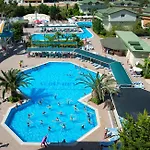 Üdülőközpont Aydinbey Gold Dreams Avsallar